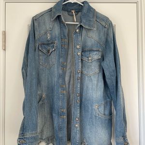 Free People Full Botton Up Lengthy Jean Jacket